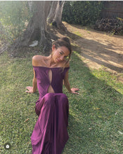 Load image into Gallery viewer, Ancegria - Passable Cut out Lycra Dress