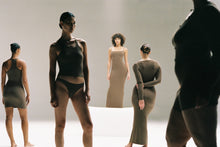 Load image into Gallery viewer, SKIMS - soft lounge slip oxide