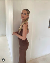 Load image into Gallery viewer, SKIMS - soft lounge slip oxide