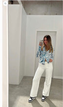 Load image into Gallery viewer, The Open Product Button-Down SOEIL Shirt