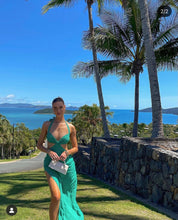 Load image into Gallery viewer, (ARCINA ORI - Siena Dress Emerald