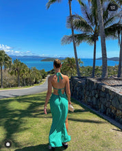 Load image into Gallery viewer, (ARCINA ORI - Siena Dress Emerald