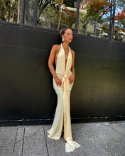 Load image into Gallery viewer, Évora - Caroline Dress
