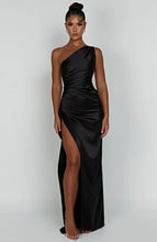 Load image into Gallery viewer, Babyboo - Ariel Maxi in Black
