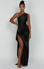 Load image into Gallery viewer, Babyboo - Ariel Maxi in Black
