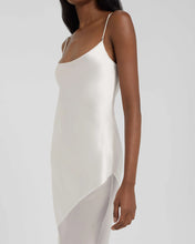Load image into Gallery viewer, Rat &amp; Boa - Ruba Slip in White
