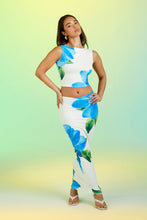 Load image into Gallery viewer, Murci - Wild Peony Maxi Set
