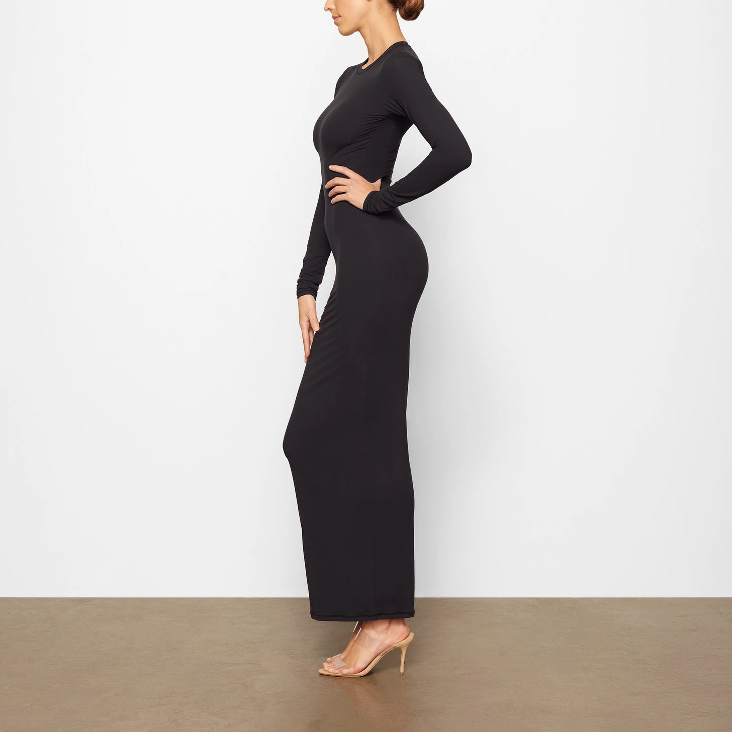fits everybody crew neck long sleeve dress onyx SKIMS Fits Everybody Long-sleeve Maxi Dress