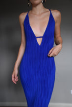 Load image into Gallery viewer, Shakuhachi - Stretch Pleat Midi Dress in Cobalt

